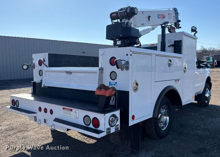 image for item EG1961 2014 Ford F350 Super Duty utility bed pickup truck