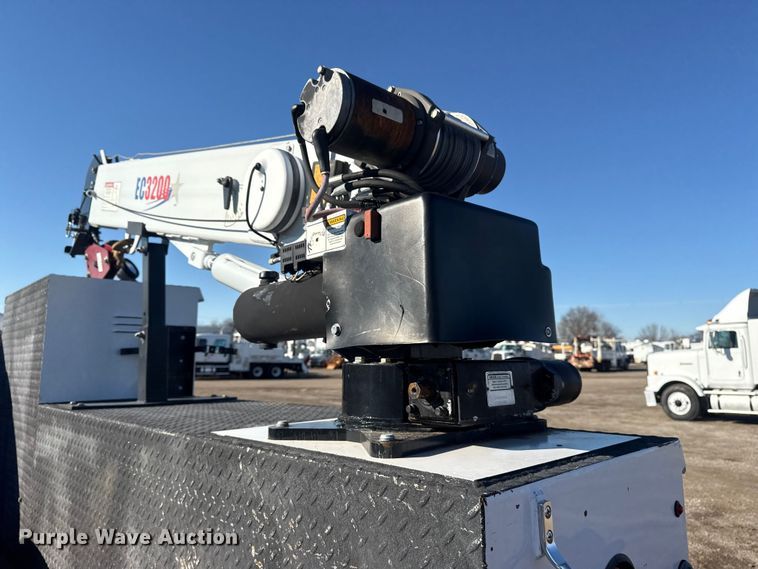 image for item EG1961 2014 Ford F350 Super Duty utility bed pickup truck