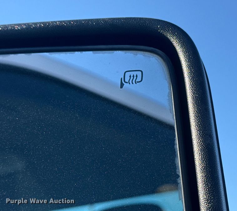 image for item EG1961 2014 Ford F350 Super Duty utility bed pickup truck