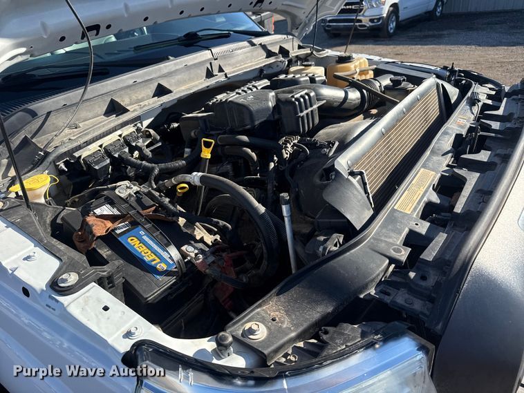 image for item EG1961 2014 Ford F350 Super Duty utility bed pickup truck