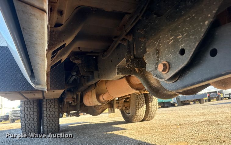 image for item EG1961 2014 Ford F350 Super Duty utility bed pickup truck