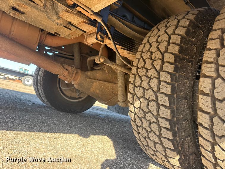 image for item EG1961 2014 Ford F350 Super Duty utility bed pickup truck