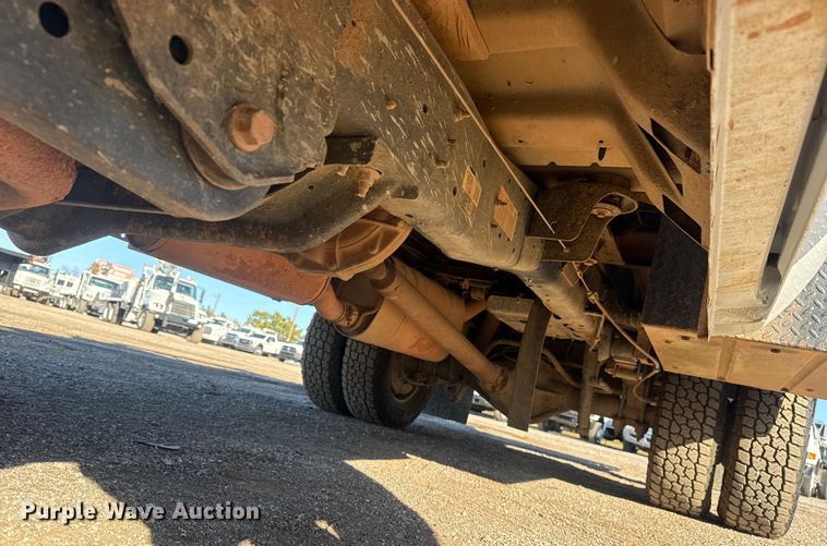 image for item EG1961 2014 Ford F350 Super Duty utility bed pickup truck