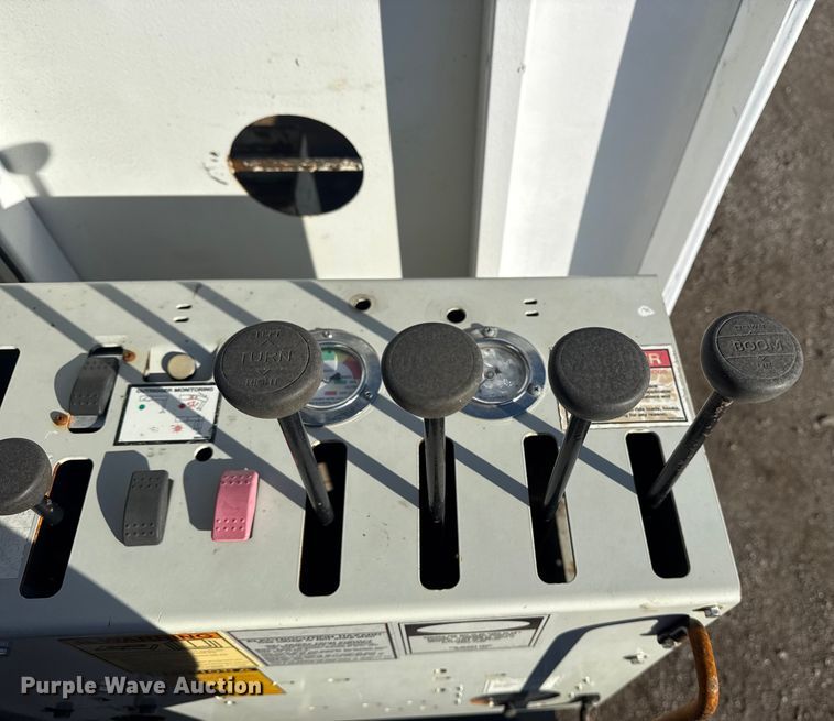 image for item EG1962 2012 Freightliner 114SD crane truck