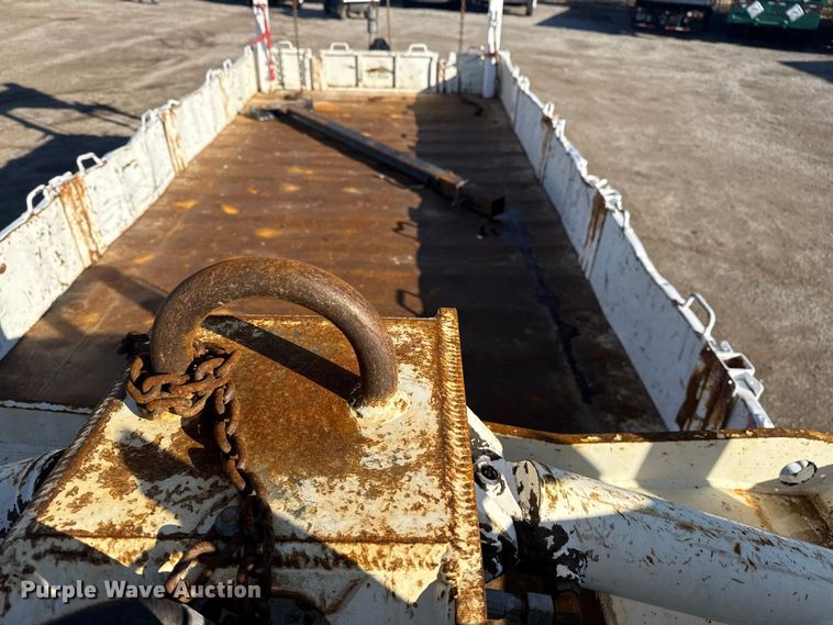 image for item EG1962 2012 Freightliner 114SD crane truck