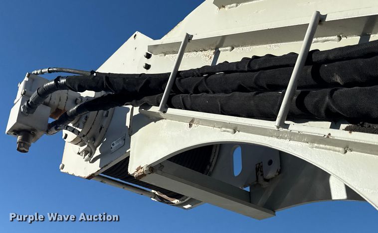 image for item EG1962 2012 Freightliner 114SD crane truck