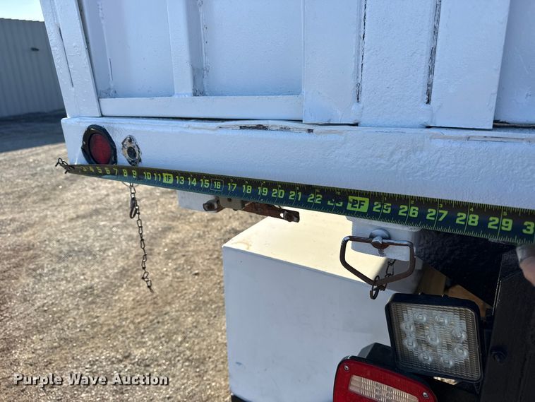 image for item EG1962 2012 Freightliner 114SD crane truck