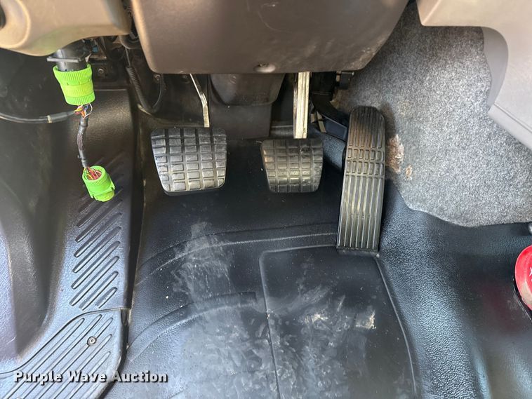 image for item EG1962 2012 Freightliner 114SD crane truck