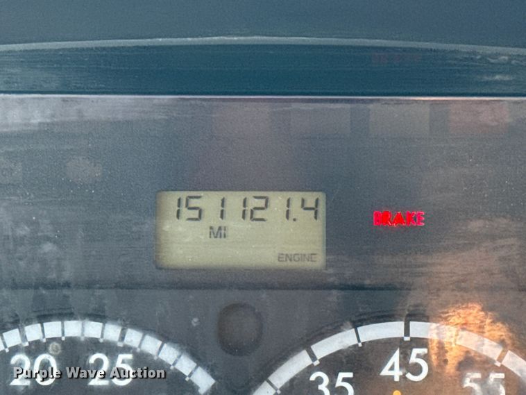 image for item EG1962 2012 Freightliner 114SD crane truck