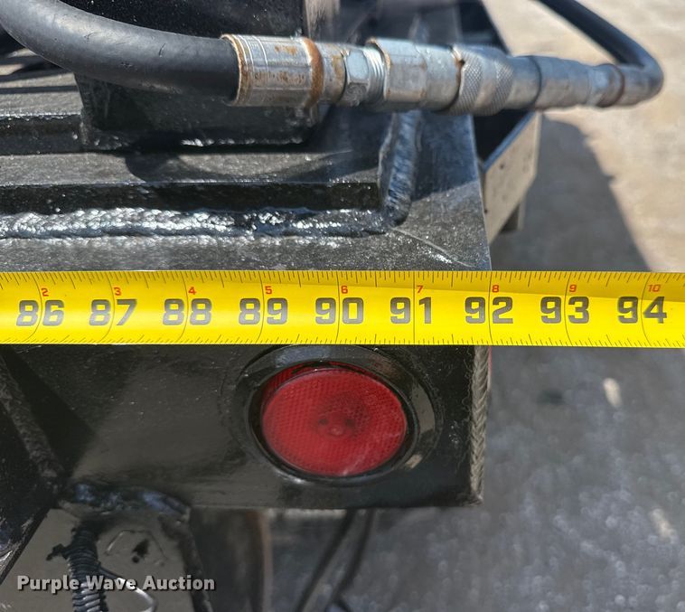 image for item EG6165 2006 Chevrolet C7500 crane truck