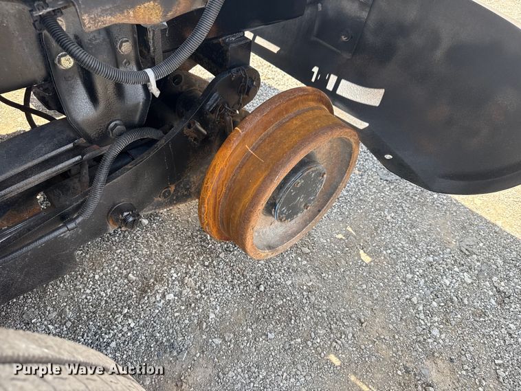 image for item EG6165 2006 Chevrolet C7500 crane truck