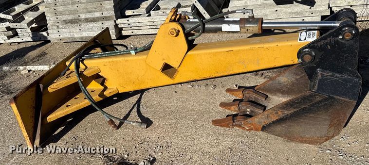 image for item EN0179 Skid steer backhoe