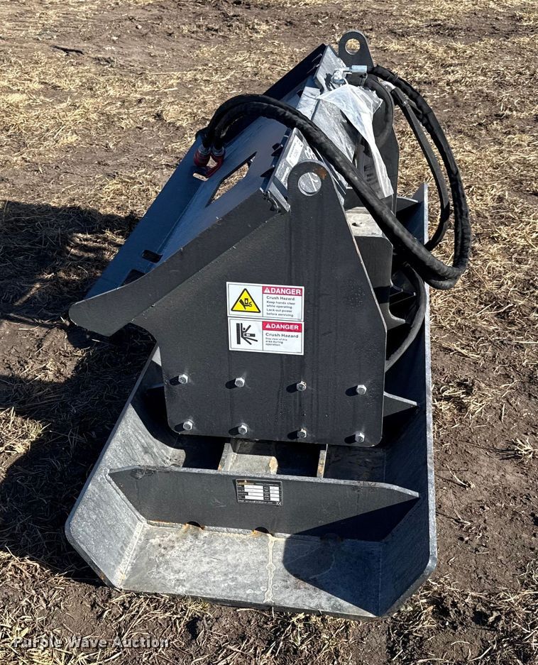 image for item EN0215 2025 Landhonor VPC-11-72W skid steer plate compactor