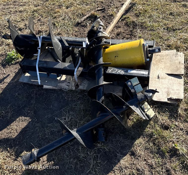 image for item EN0218 Skid steer auger