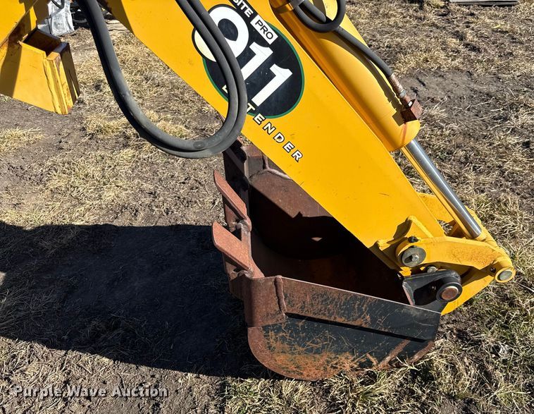 image for item EN0221 John Deere 911 extender skid steer backhoe