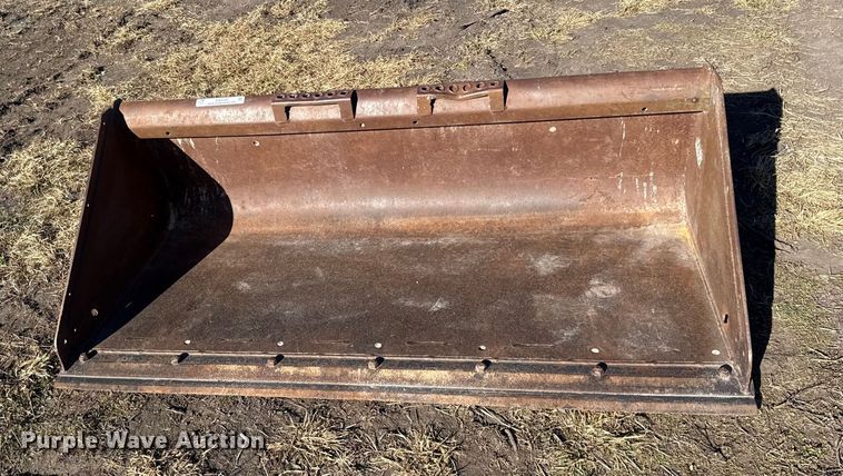 image for item EN0222 Bobcat skid steer bucket