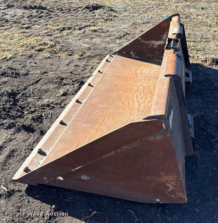 image for item EN0223 John Deere C78 skid steer bucket