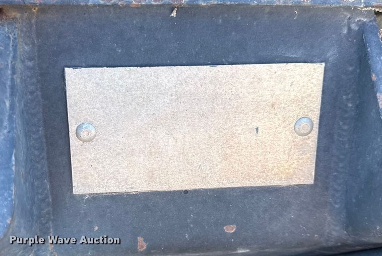 image for item EN0231 Skid steer snow plow