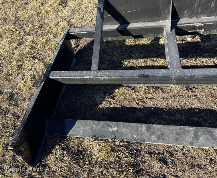 image for item EN0238 Skid steer land leveler