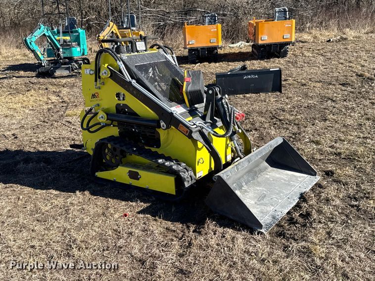 image for item EN0239 2024 Machpro MPS330 compact utility loader