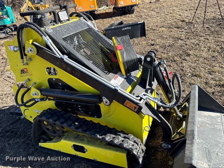 image for item EN0239 2024 Machpro MPS330 compact utility loader