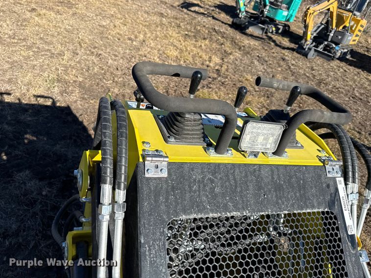 image for item EN0239 2024 Machpro MPS330 compact utility loader