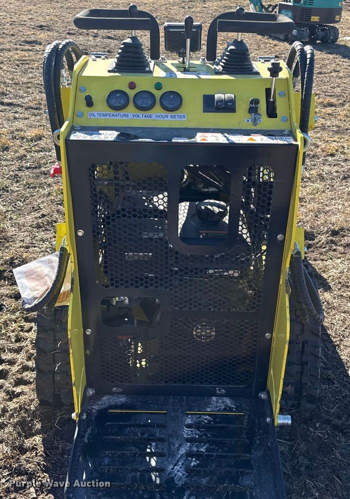 image for item EN0239 2024 Machpro MPS330 compact utility loader