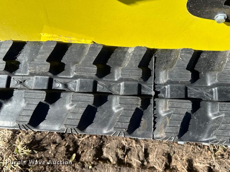 image for item EN0239 2024 Machpro MPS330 compact utility loader