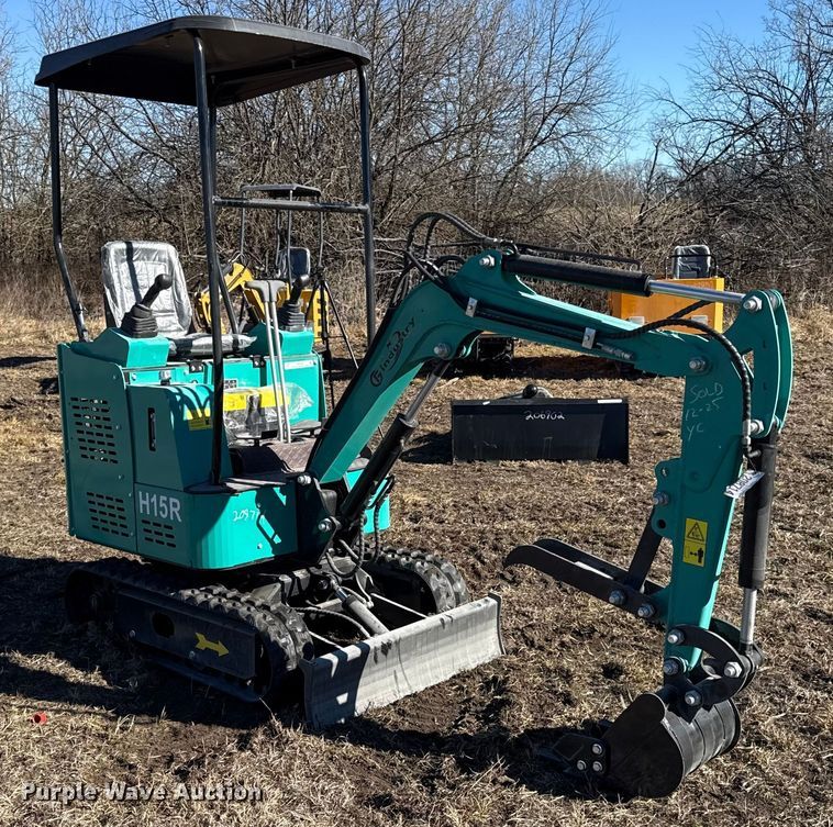 image for item EN0242 2025 CFG industrial H15R mini excavator