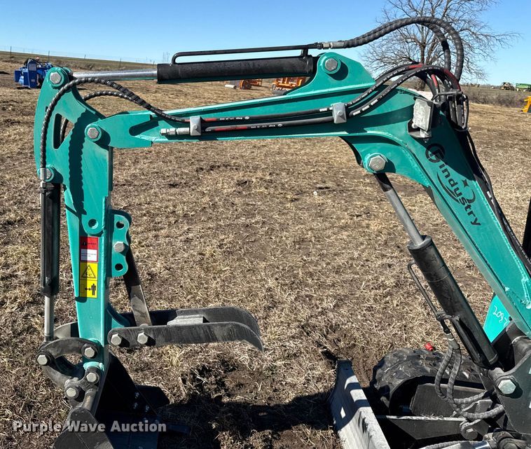 image for item EN0242 2025 CFG industrial H15R mini excavator