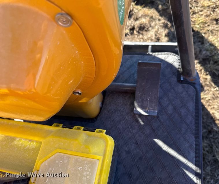 image for item EN0243 2025 CFG indrustial MX12R mini excavator