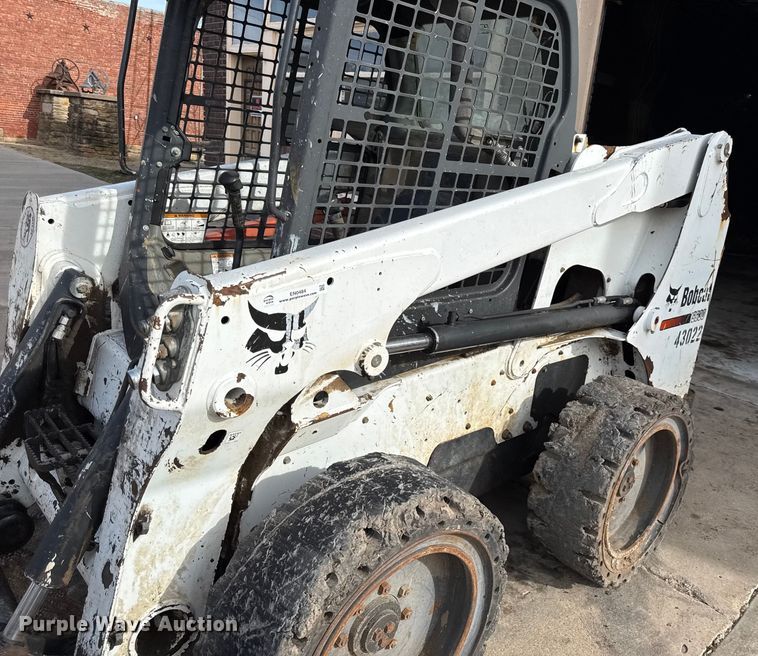 image for item EN0484 2012 Bobcat S630 skid steer loader