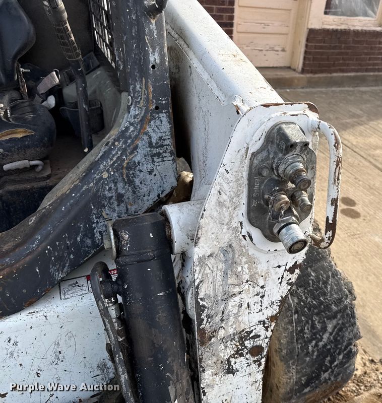image for item EN0484 2012 Bobcat S630 skid steer loader