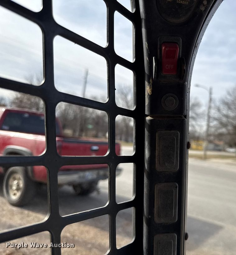 image for item EN0484 2012 Bobcat S630 skid steer loader