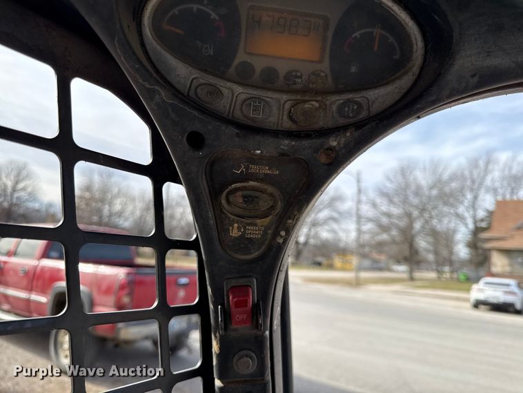 image for item EN0484 2012 Bobcat S630 skid steer loader