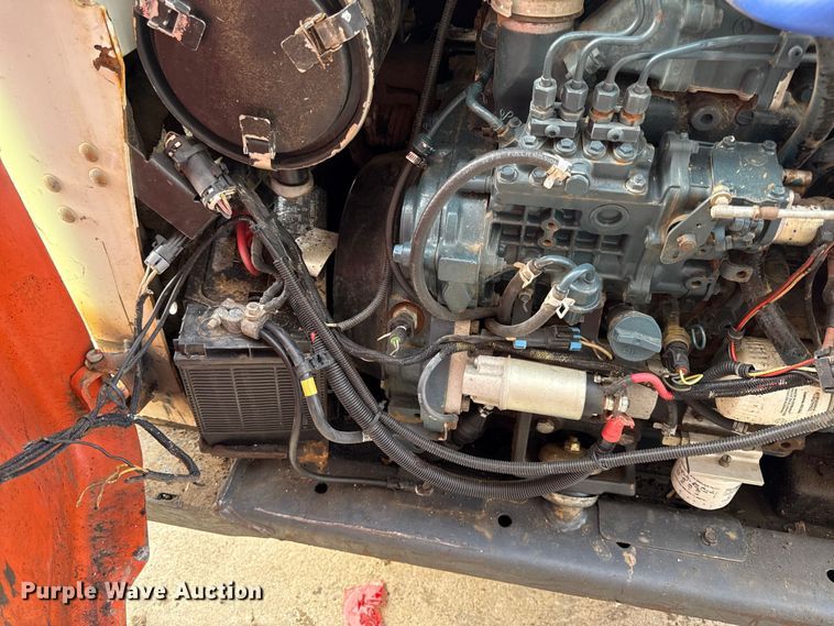 image for item EN0484 2012 Bobcat S630 skid steer loader