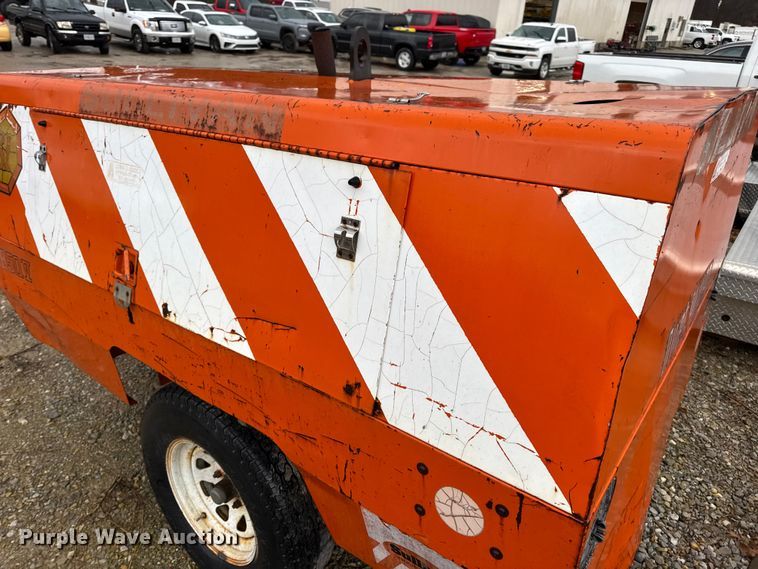 image for item EN0844 Sullivan D185Q5 air compressor