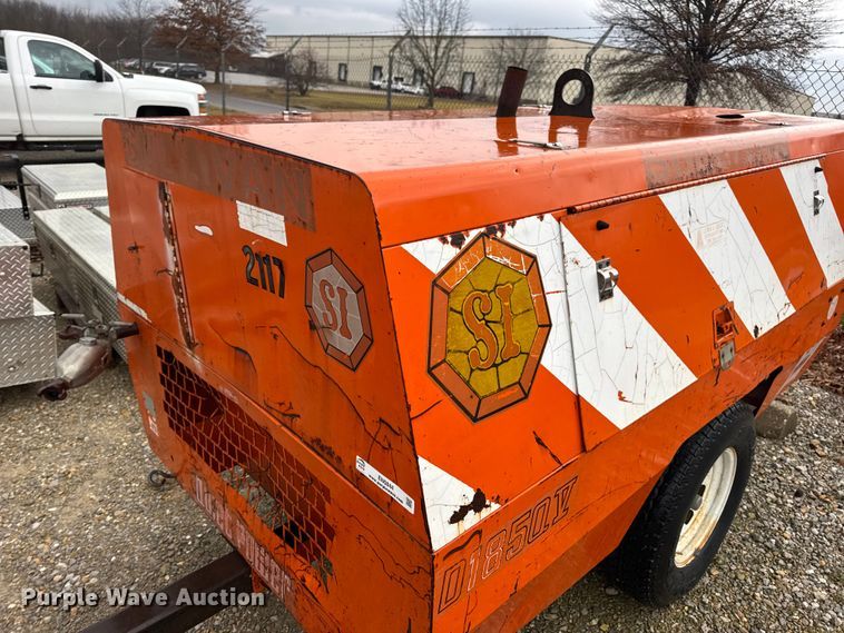 image for item EN0844 Sullivan D185Q5 air compressor