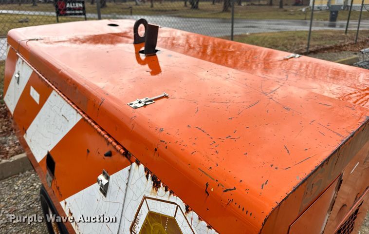 image for item EN0844 Sullivan D185Q5 air compressor