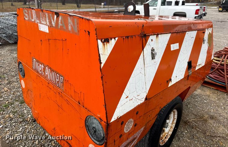 image for item EN0844 Sullivan D185Q5 air compressor