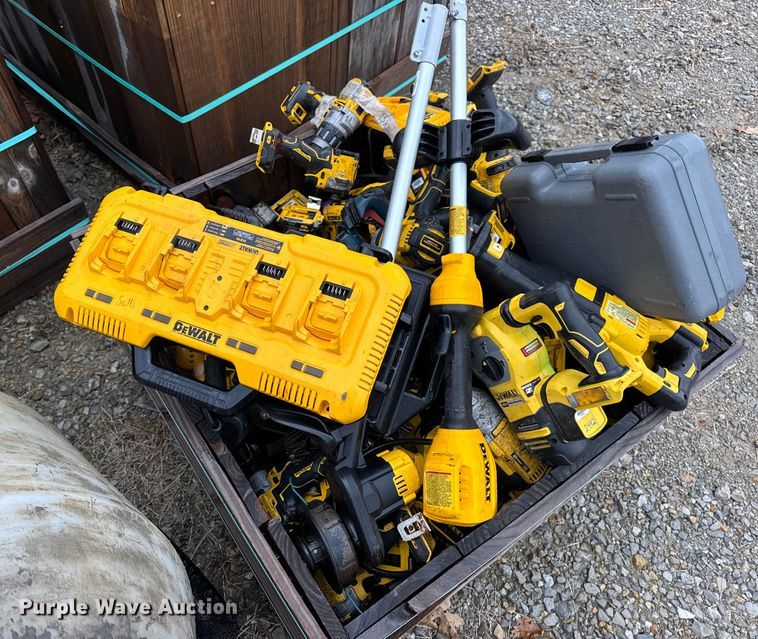 image for item EN0851 Tools