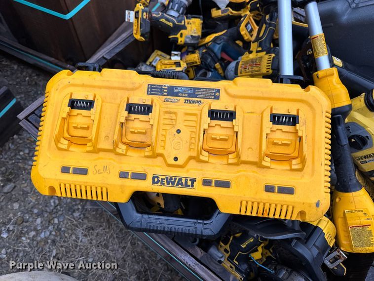 image for item EN0851 Tools