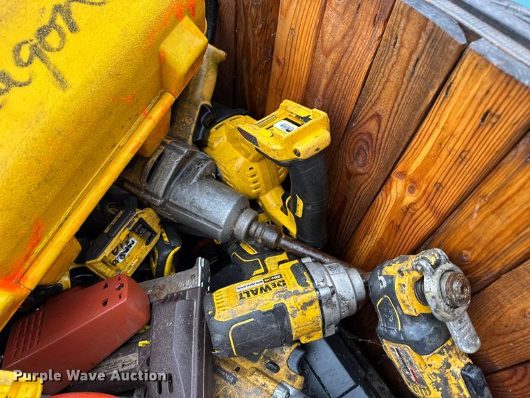 image for item EN0851 Tools