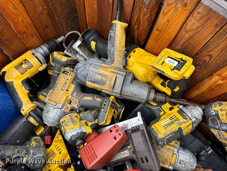 image for item EN0851 Tools