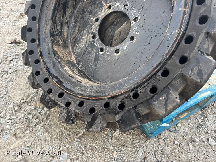 image for item EN0858 (2) Dobermann 33X12-20 skid steer tires and wheels