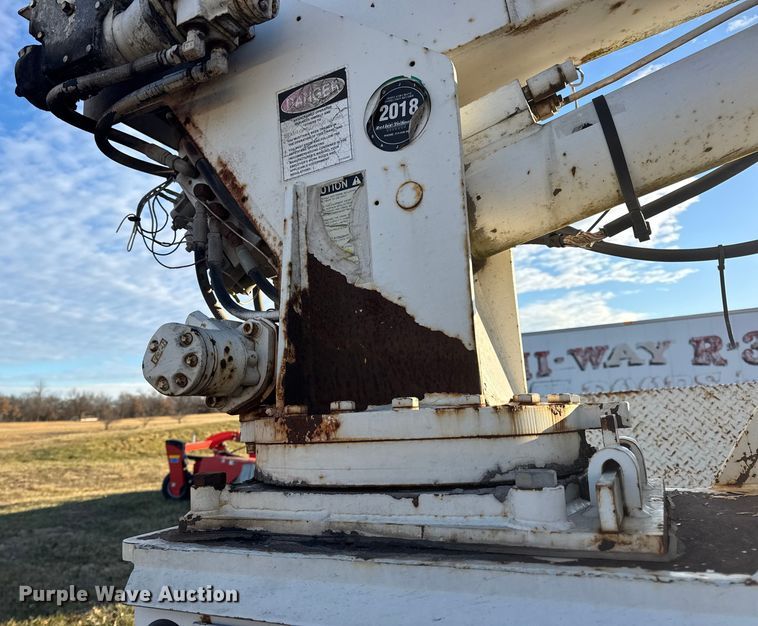 image for item EN0863 2012 International 4300M7 utility / service truck