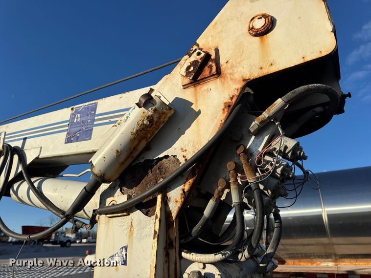 image for item EN0863 2012 International 4300M7 utility / service truck