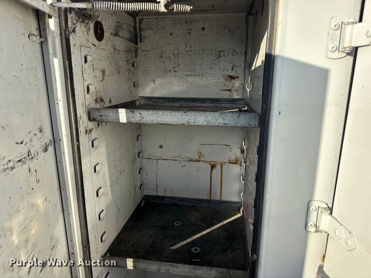 image for item EN0863 2012 International 4300M7 utility / service truck