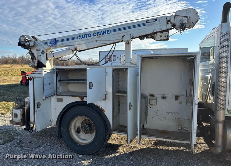 image for item EN0863 2012 International 4300M7 utility / service truck