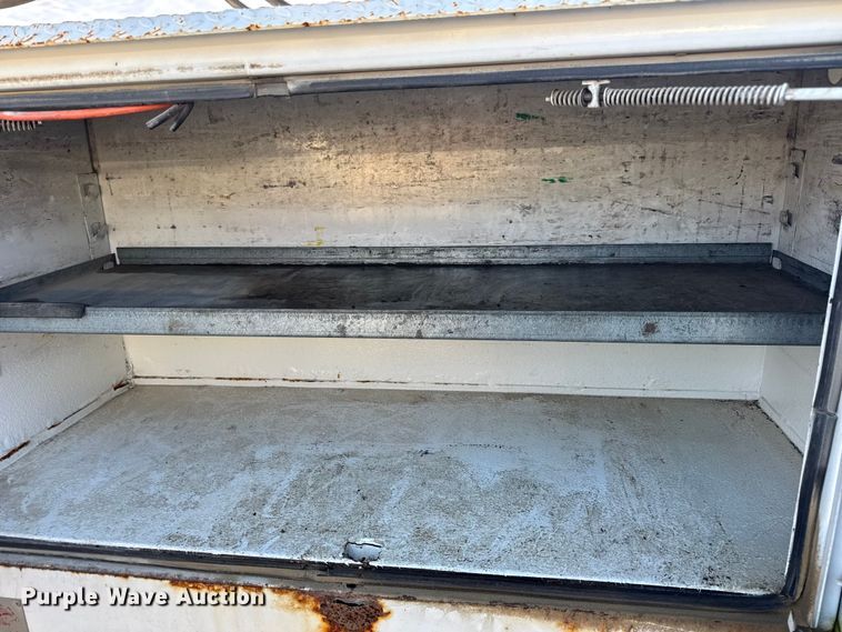 image for item EN0863 2012 International 4300M7 utility / service truck